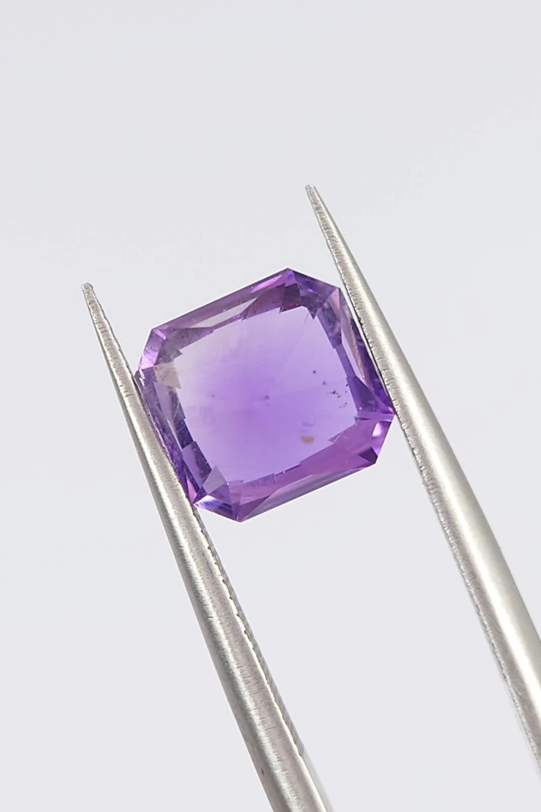 2.2ct Amethyst Emerald Cut Loose Gemstone From Nigeria — view 4